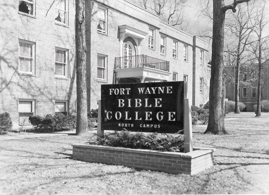 1950 – Name changed to Fort Wayne Bible College
